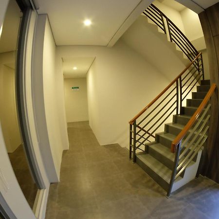 U Stay Hotel Tebet Yakarta Exterior foto