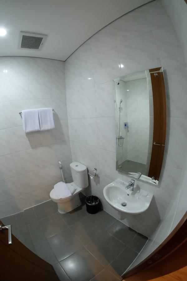 U Stay Hotel Tebet Yakarta Exterior foto