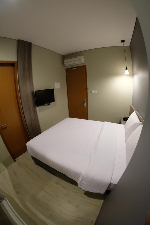 U Stay Hotel Tebet Yakarta Exterior foto