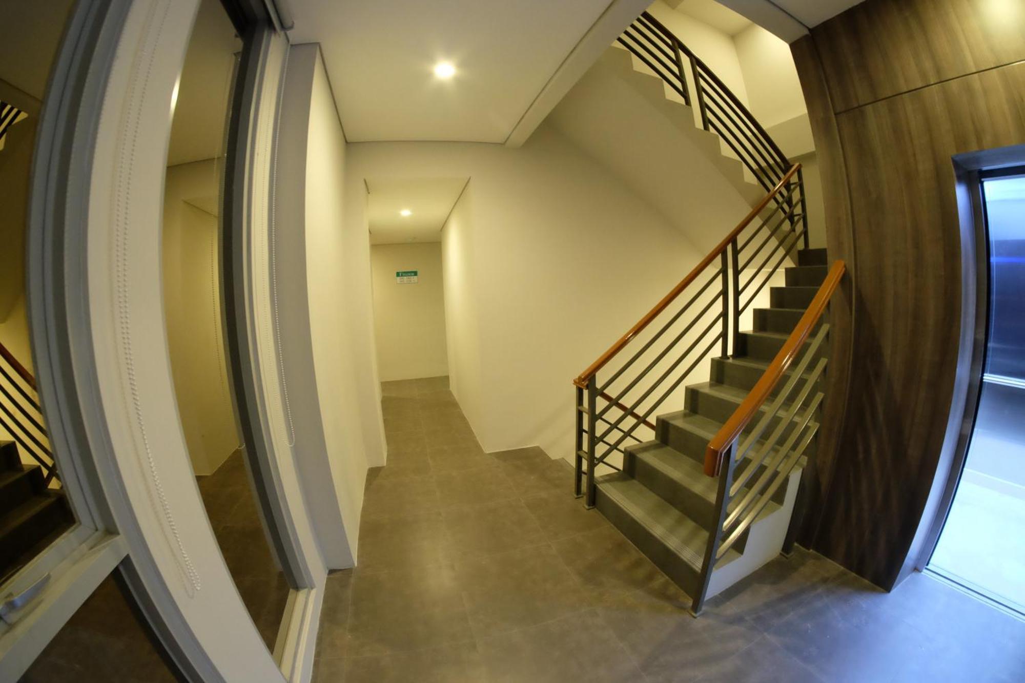U Stay Hotel Tebet Yakarta Exterior foto